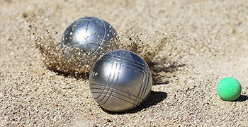 Boules at Potters Resorts